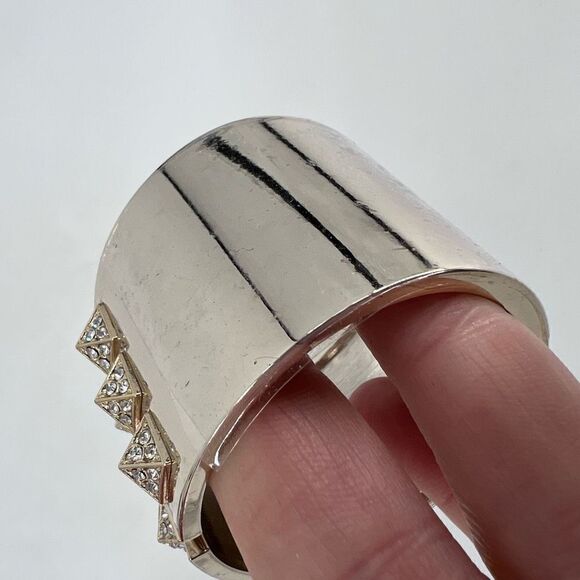 Victoria's Secret Scandalous Hinged Gold Tone Rhinestone Cuff Bangle Bracelet - Picture 8 of 11